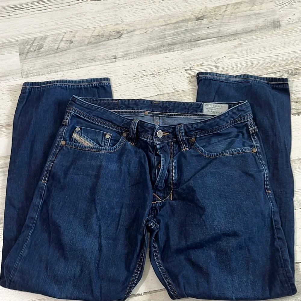Diesel Larkee Regular Straight Jeans Size 32/26